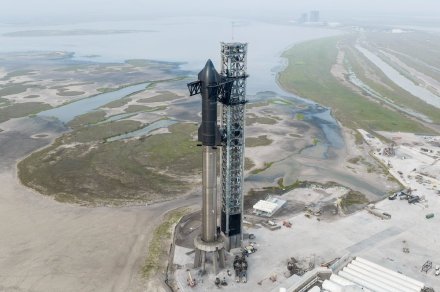 SpaceX scrubs launch of world’s most powerful rocket due to valve issue