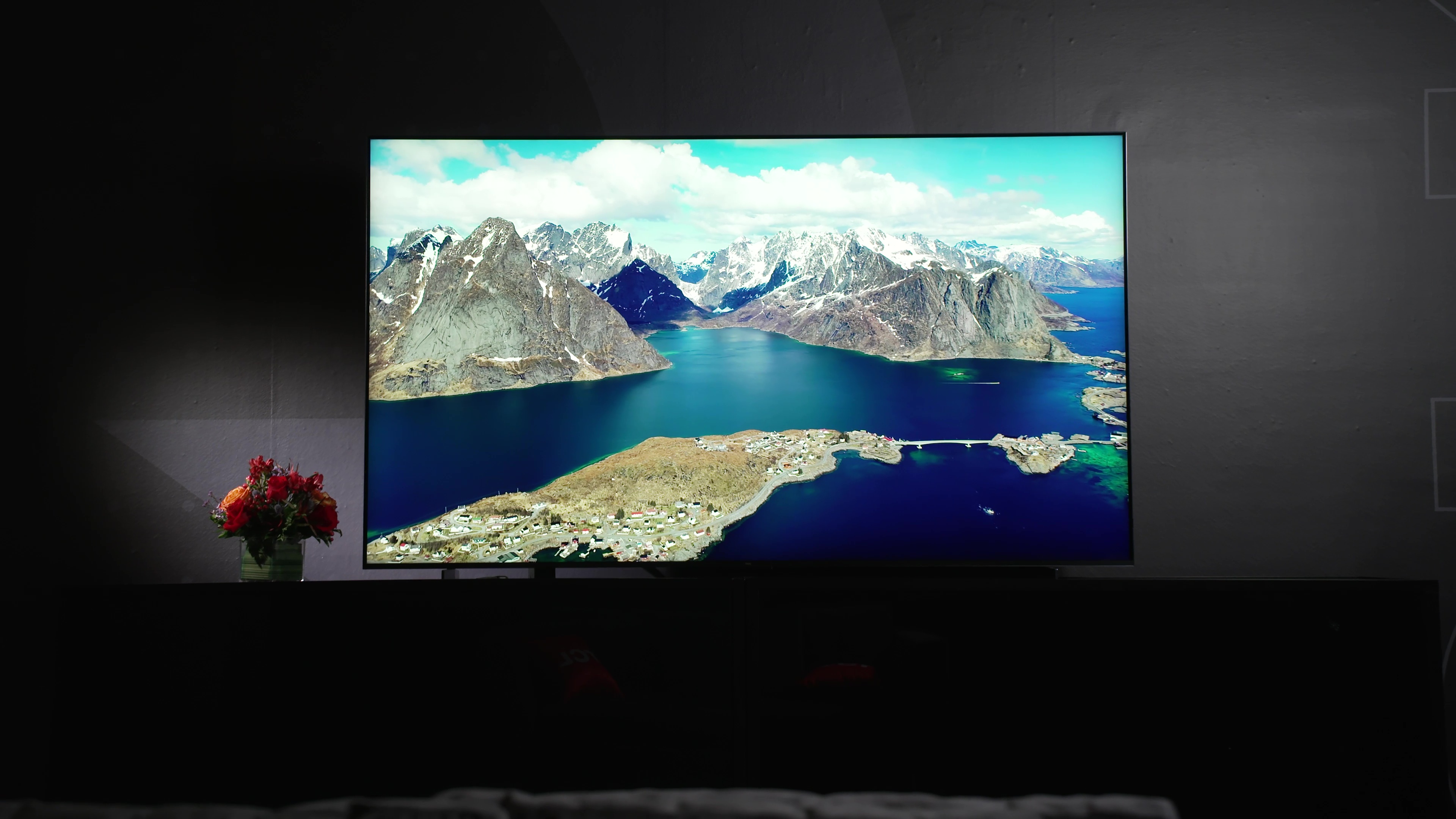 Big 75-inch TCL QM8 4K Mini-LED TV with 120Hz and 2,000 nits on sale for  its lowest price ever -  News