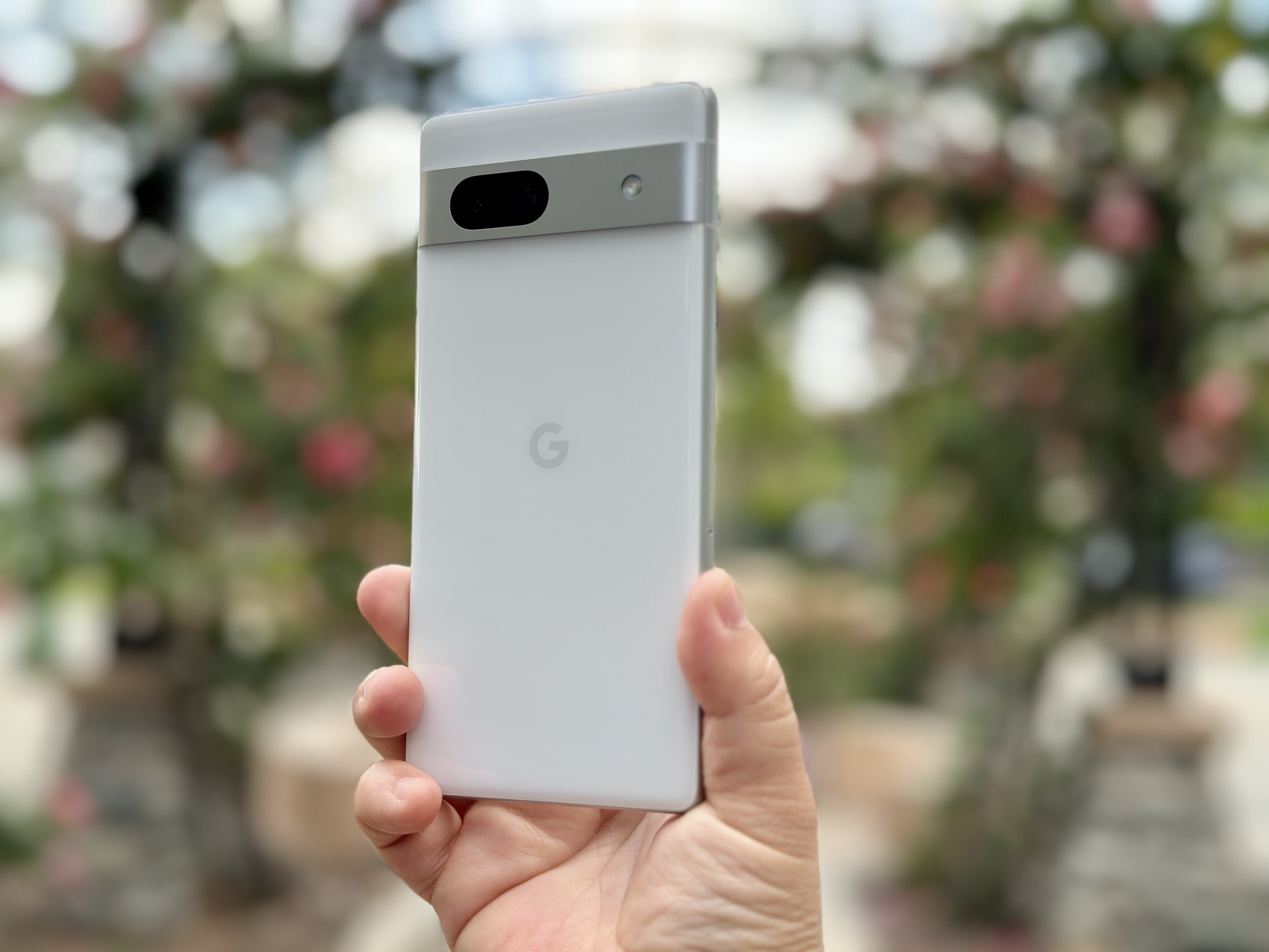 Google Pixel 7a et chargeur – Smartphone Android…