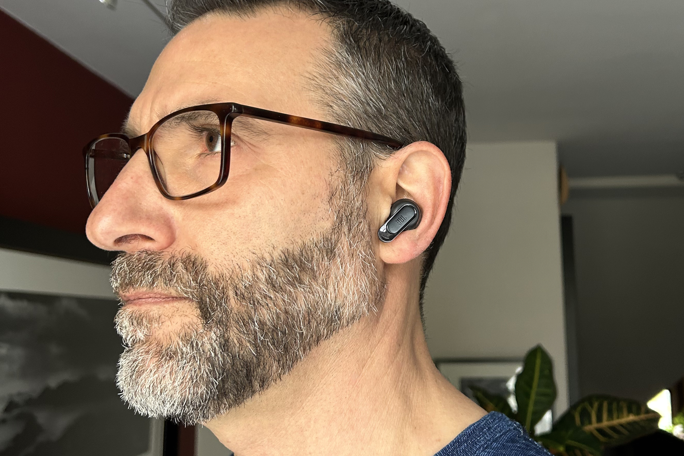 JBL Tour Pro 2 Wireless Earbuds Review - Touchscreen Wireless Earbuds