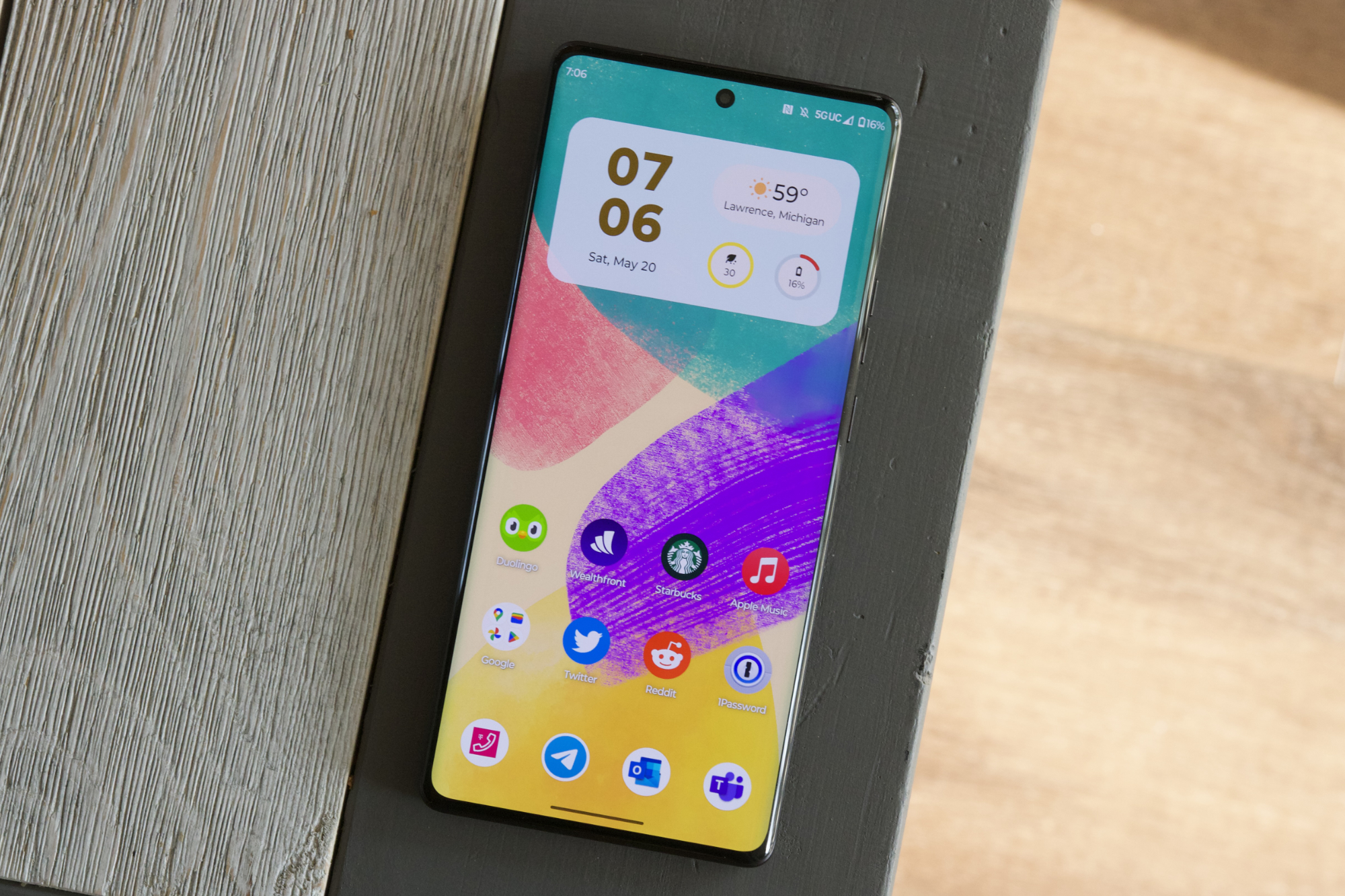 Sony Xperia 1 V Review: A Step Closer to Besting Apple and Samsung