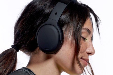 Skullcandy revives the Crusher ANC with a lower price and Skull-iQ