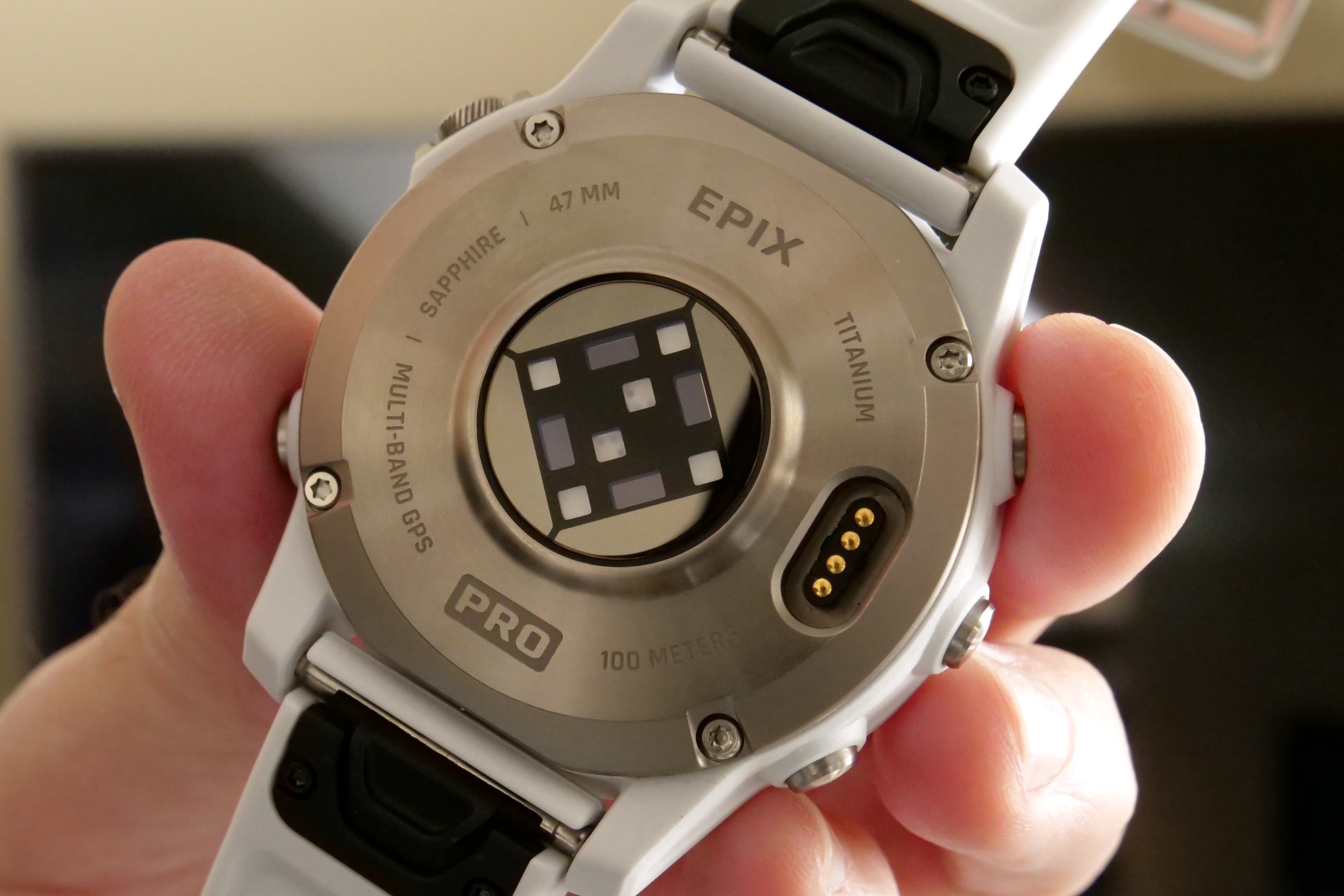 Garmin Epix Sapphire - Multi-function watch