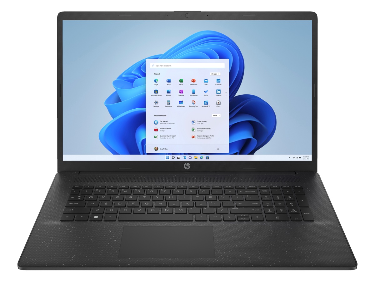 L'ordinateur portable HP 17 pouces sur fond blanc.