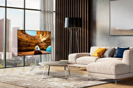 Hurry! This 65-inch LG OLED TV is $900 off today