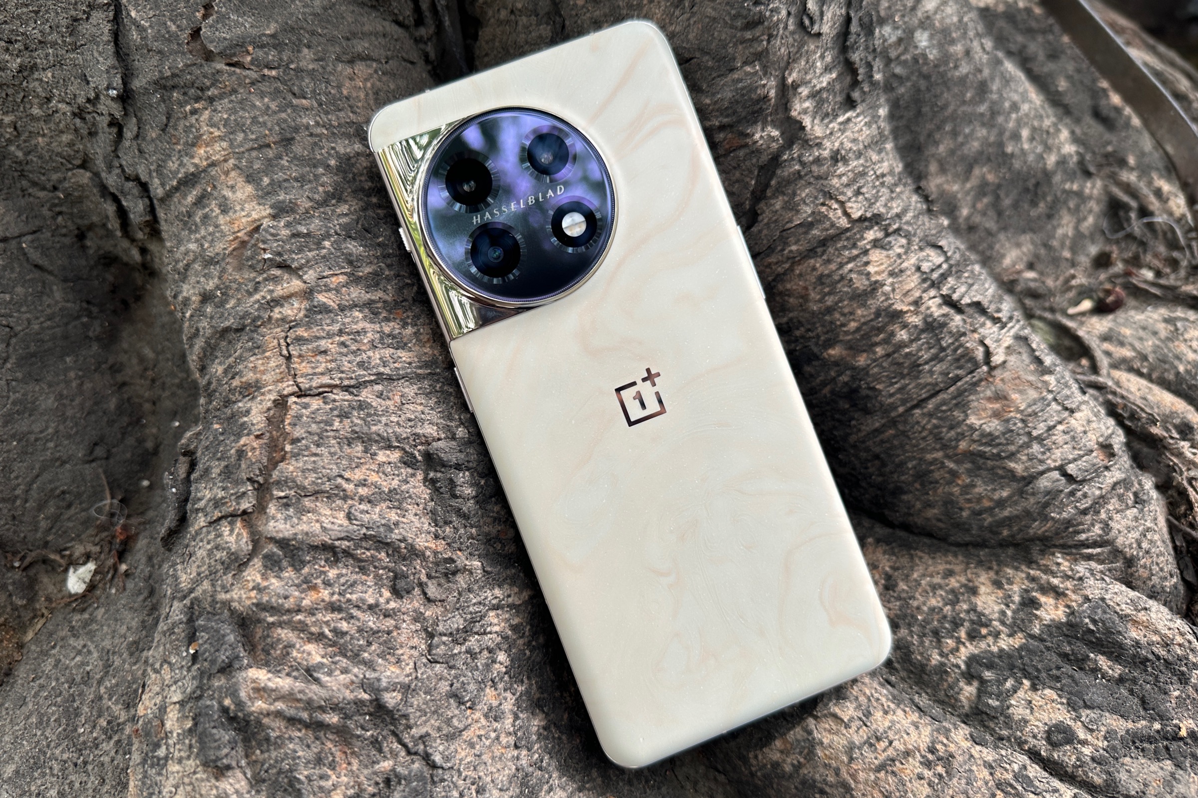 OnePlus 11 5G Review: The One to Beat? 