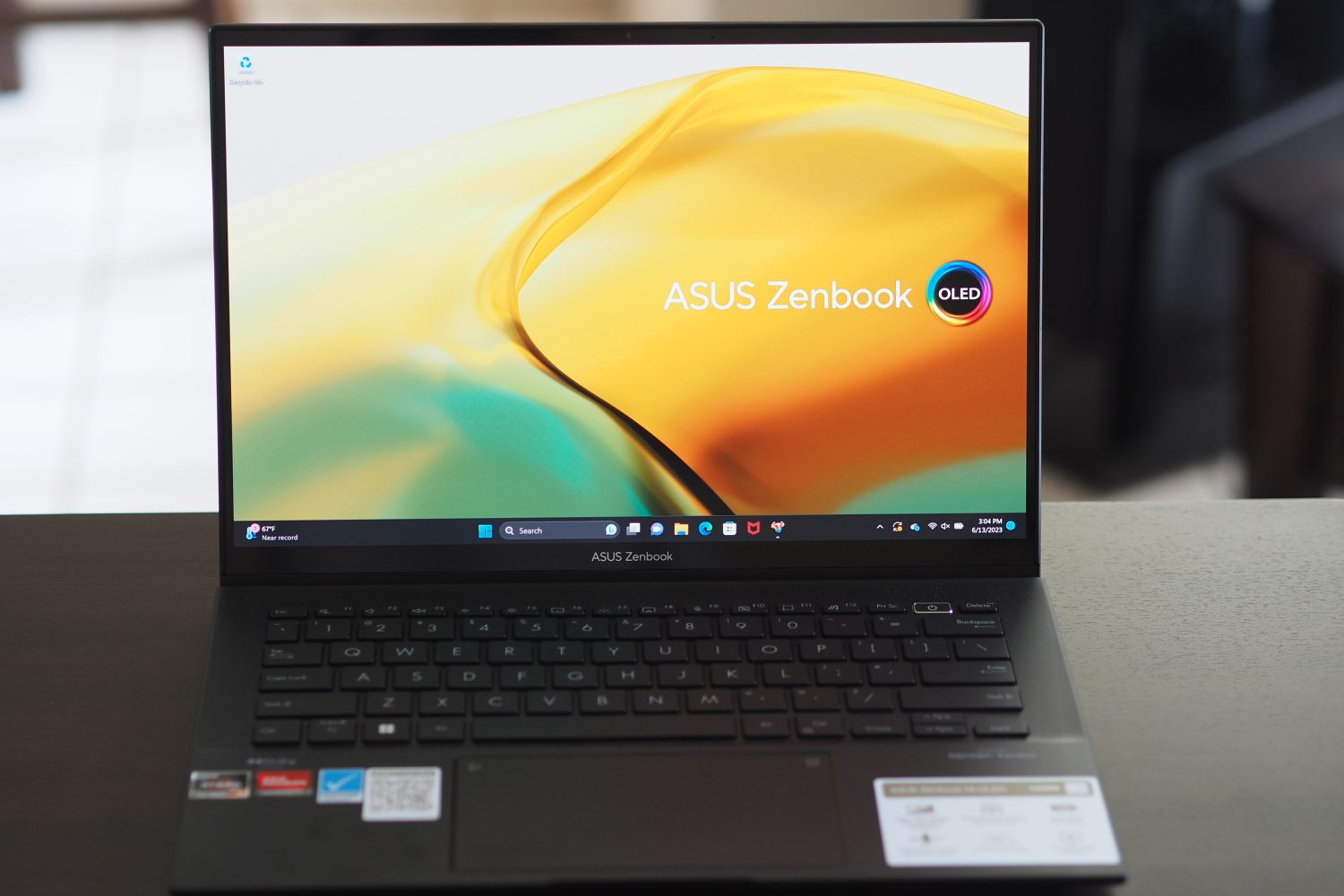 Asus Zenbook 14 (Q409ZA) OLED review — killer battery life for less than  $800
