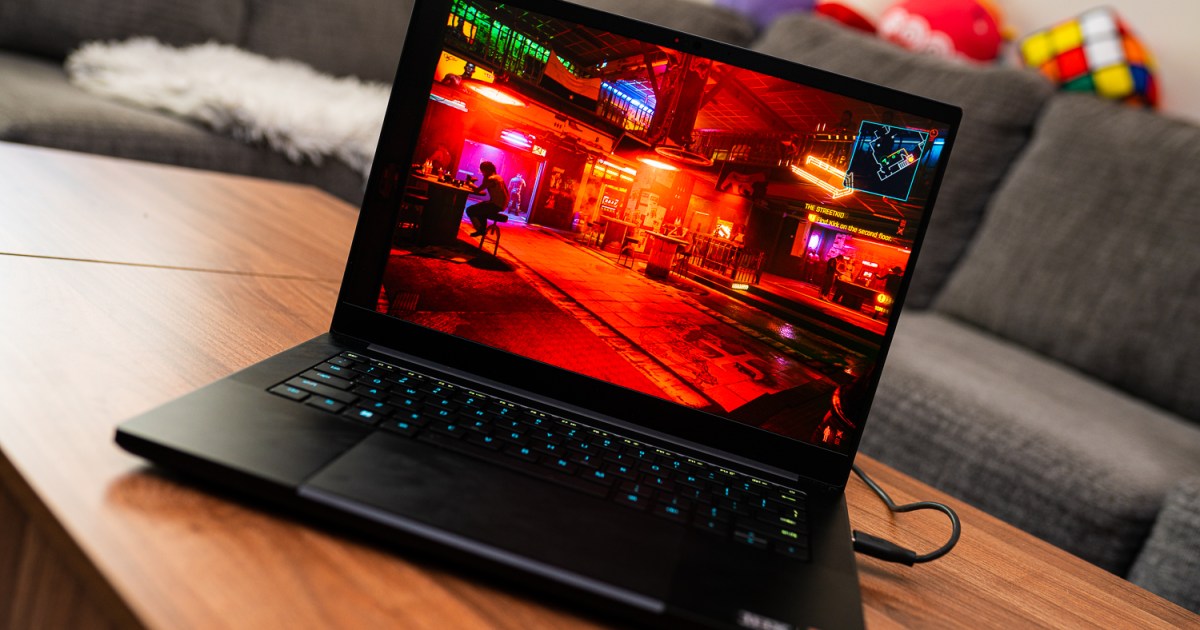 Save ,000 on this Razer gaming laptop with an RTX 3070 Ti