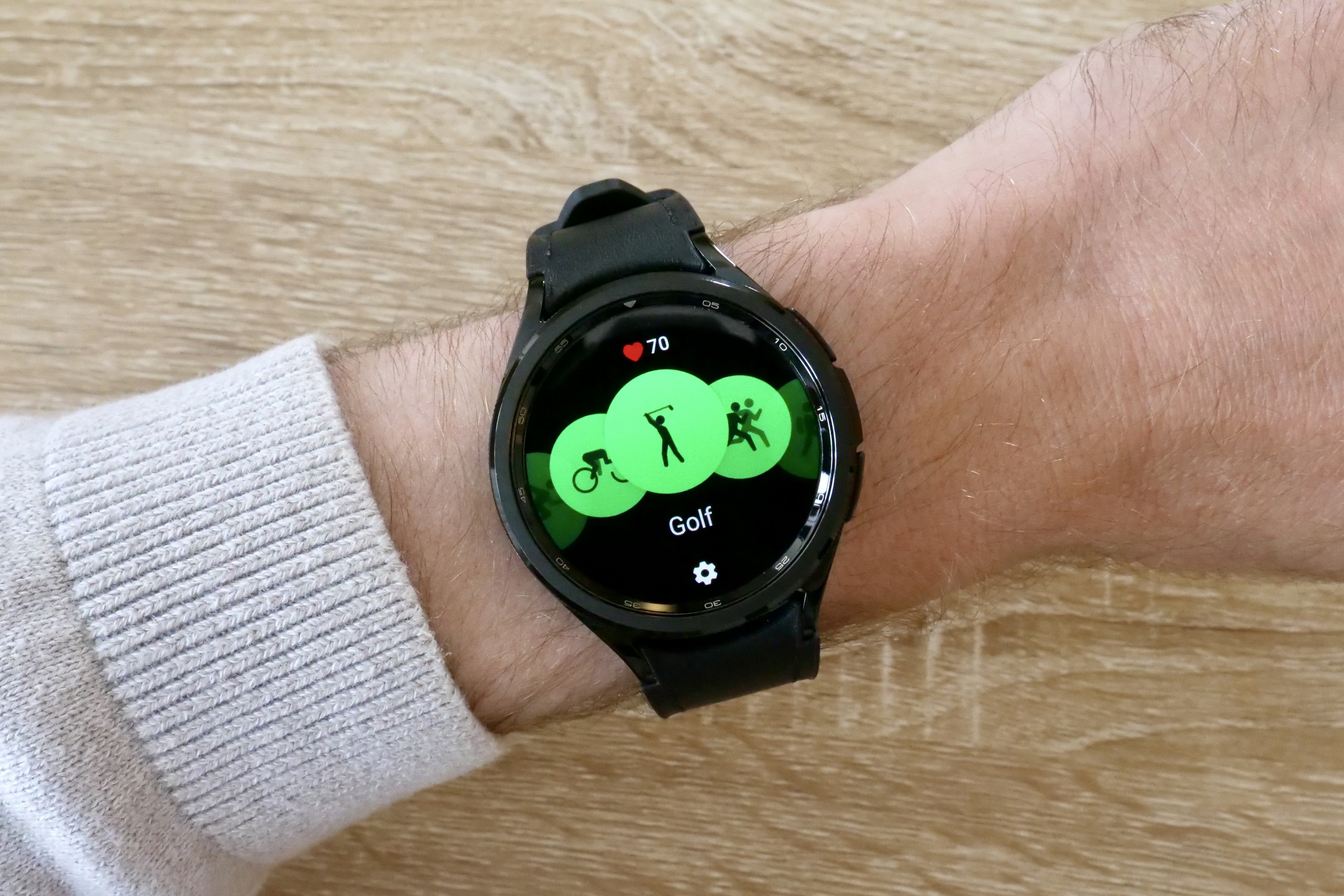 Galaxy watch workout on sale tracking