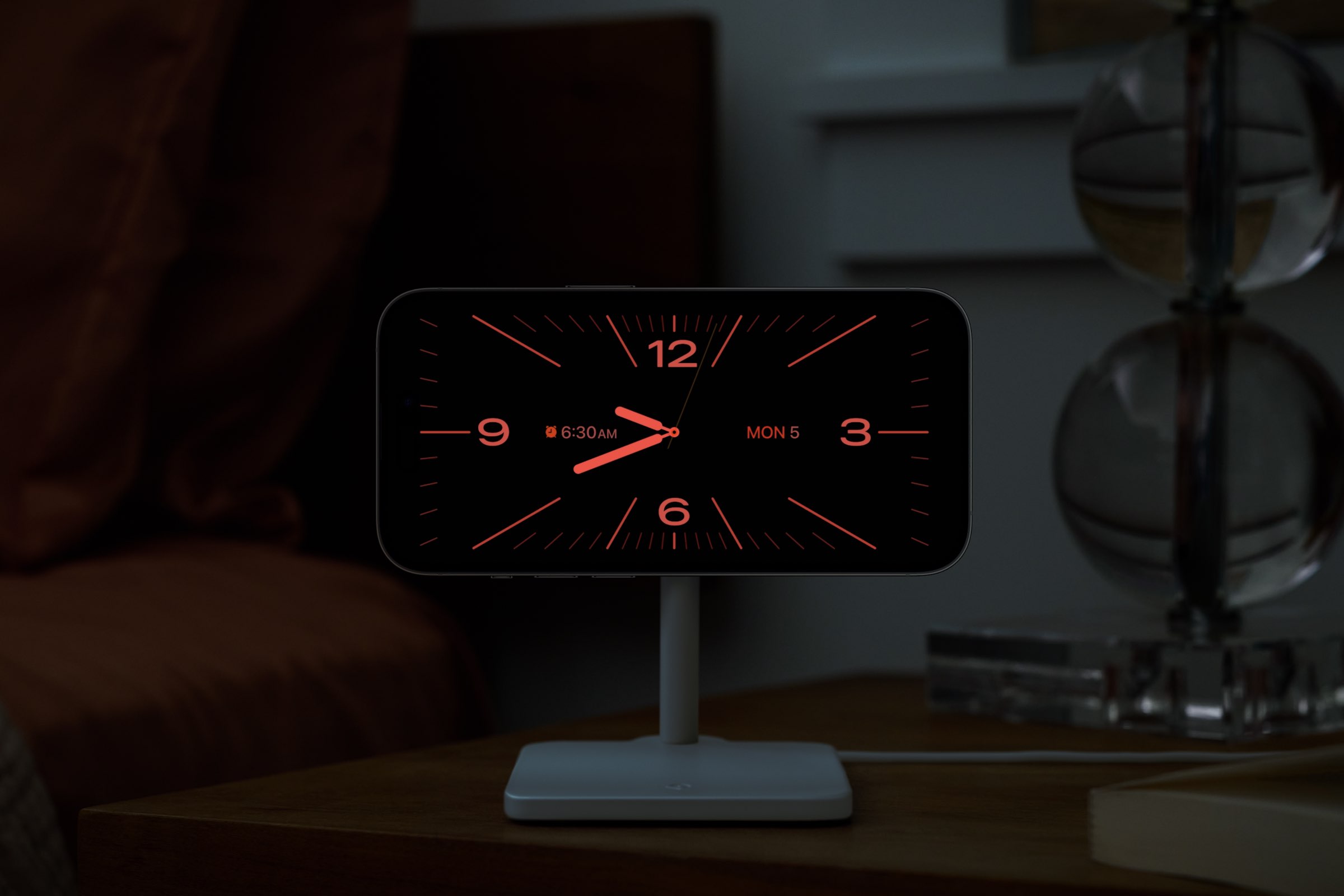 Nomad Stand review: An iPhone charger for Standby mode