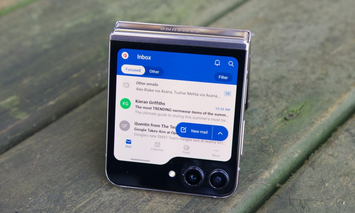 Outlook running on the Samsung Galaxy Z Flip 5 cover screen.