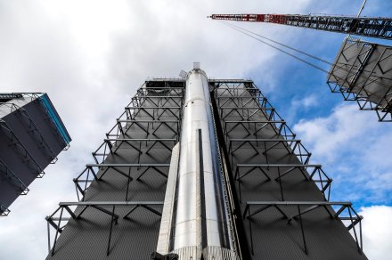 SpaceX images show its mighty Super Heavy rocket back on the launchpad