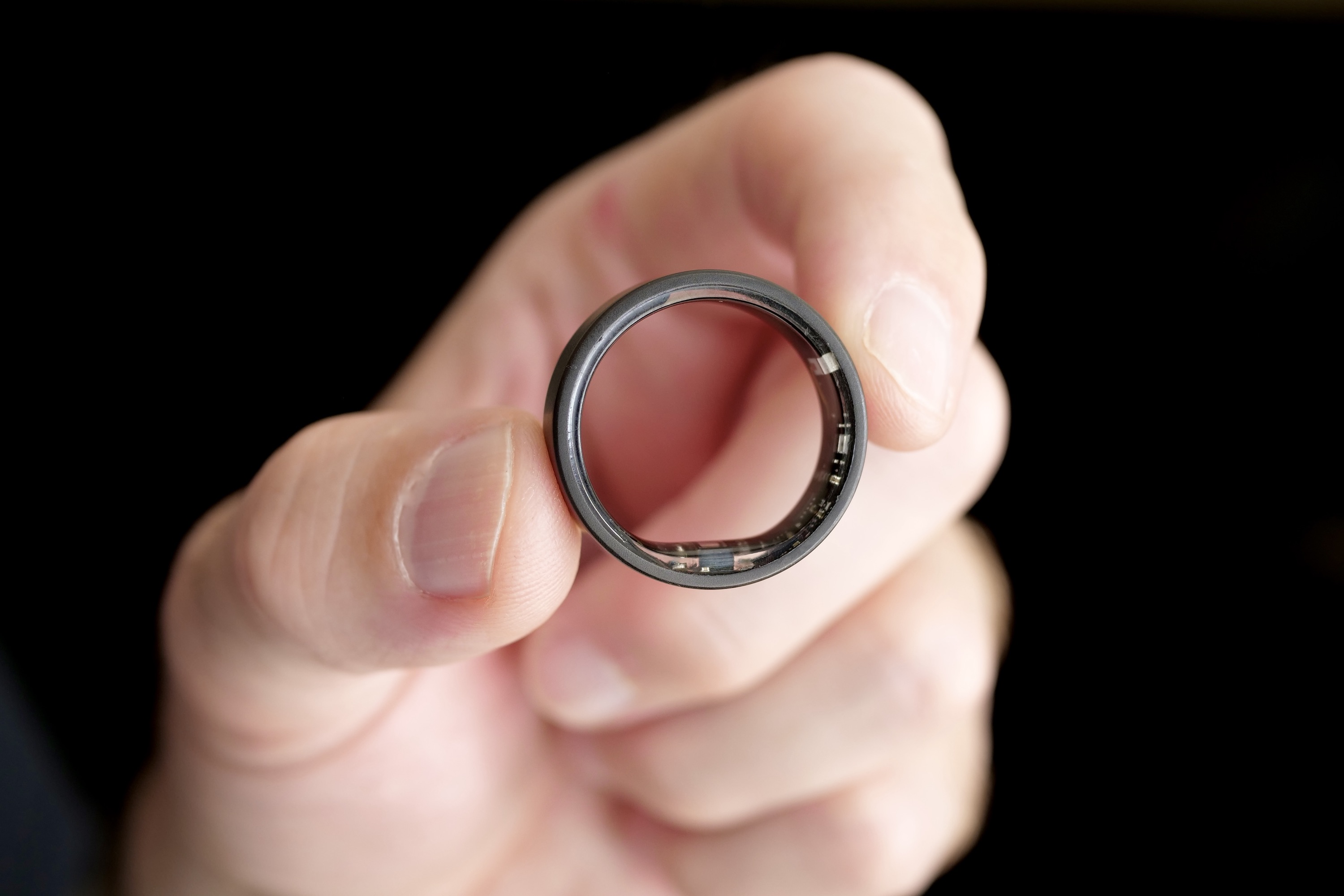 Metric-Tracking Smart Lightweight Rings : ultrahuman ring air