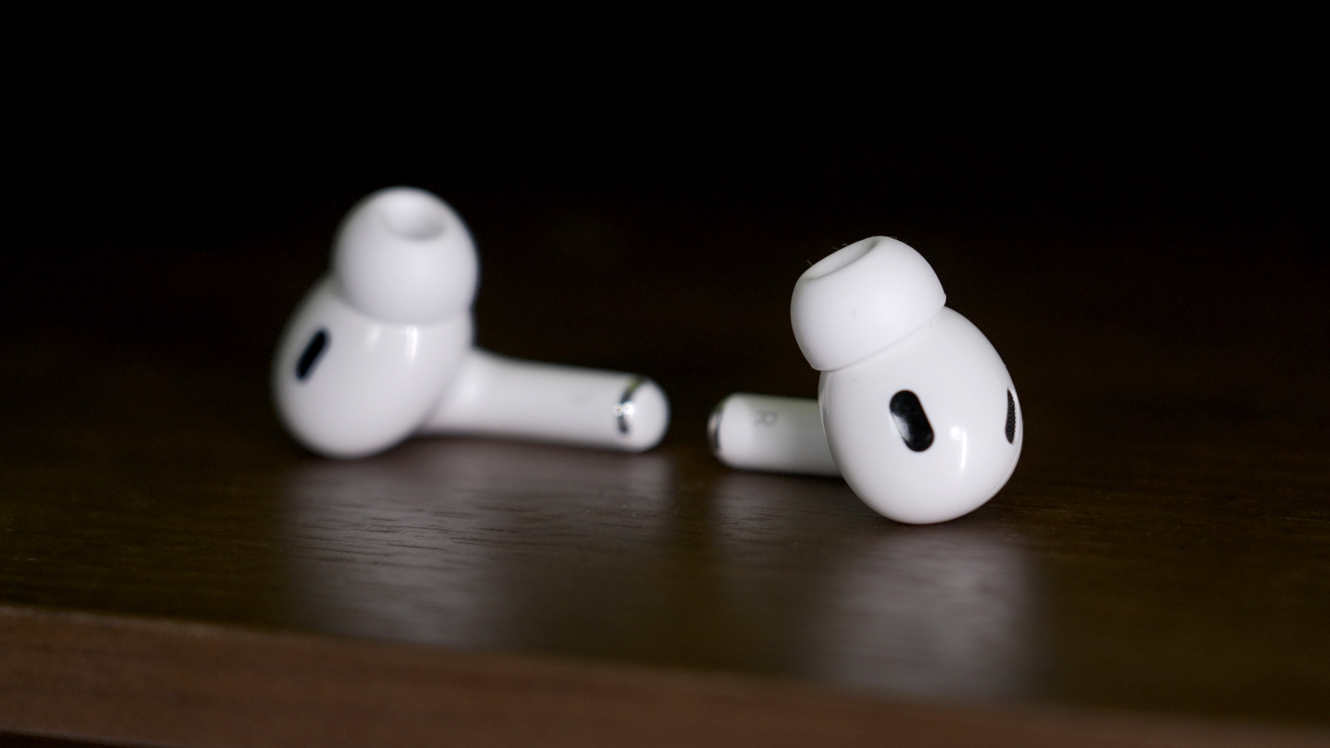 Examen Apple AirPods Pro 2 avec USB-C et MagSafe