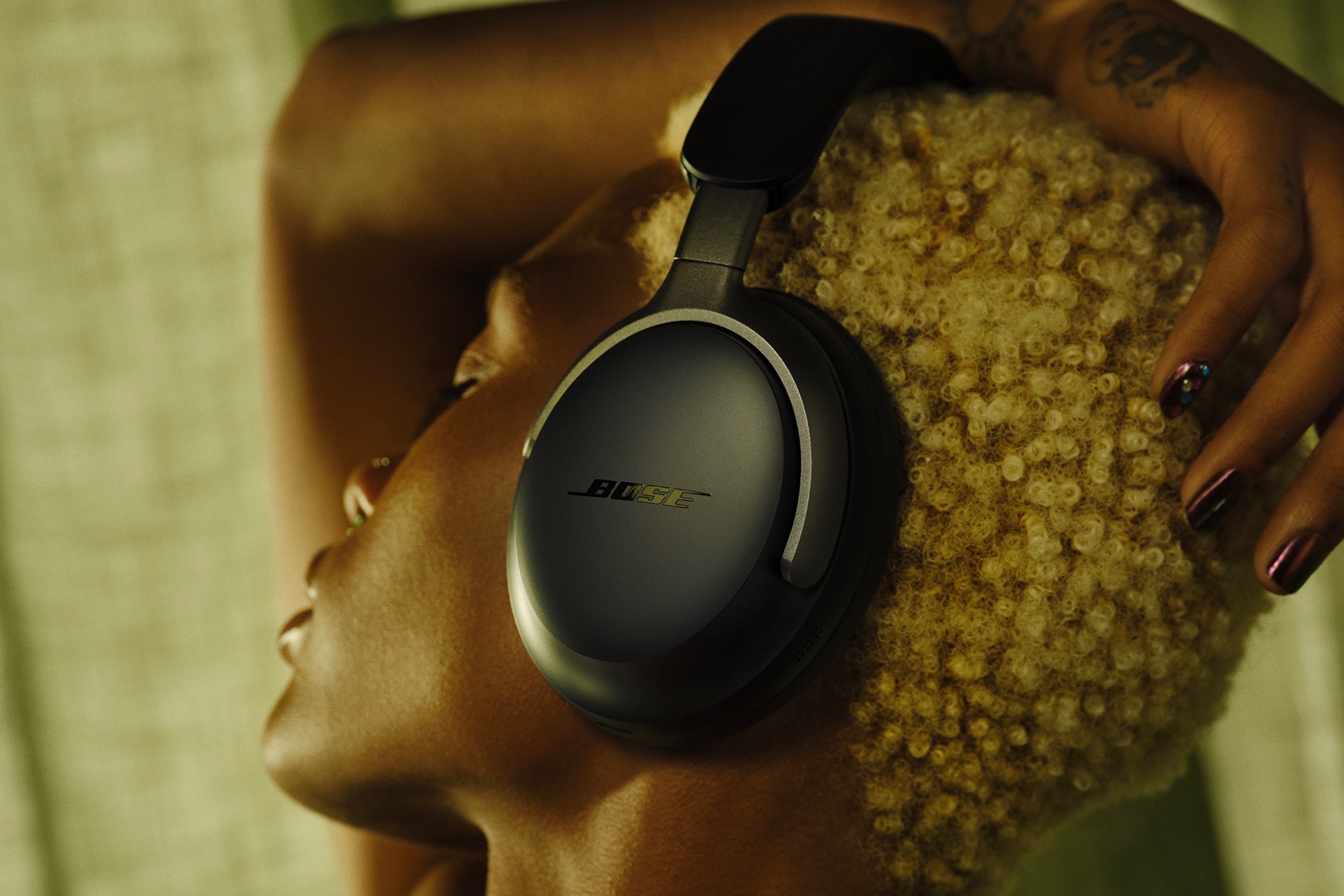The BEST Noise Cancelling Earbuds?!!! Bose QuietComfort Ultra! 