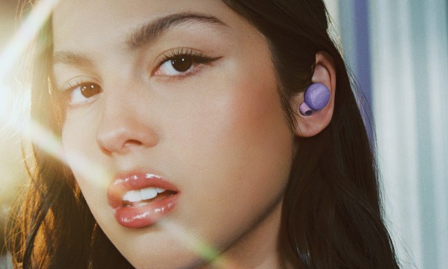 Sony LinkBuds S x Olivia Rodrigo worn by the singer.