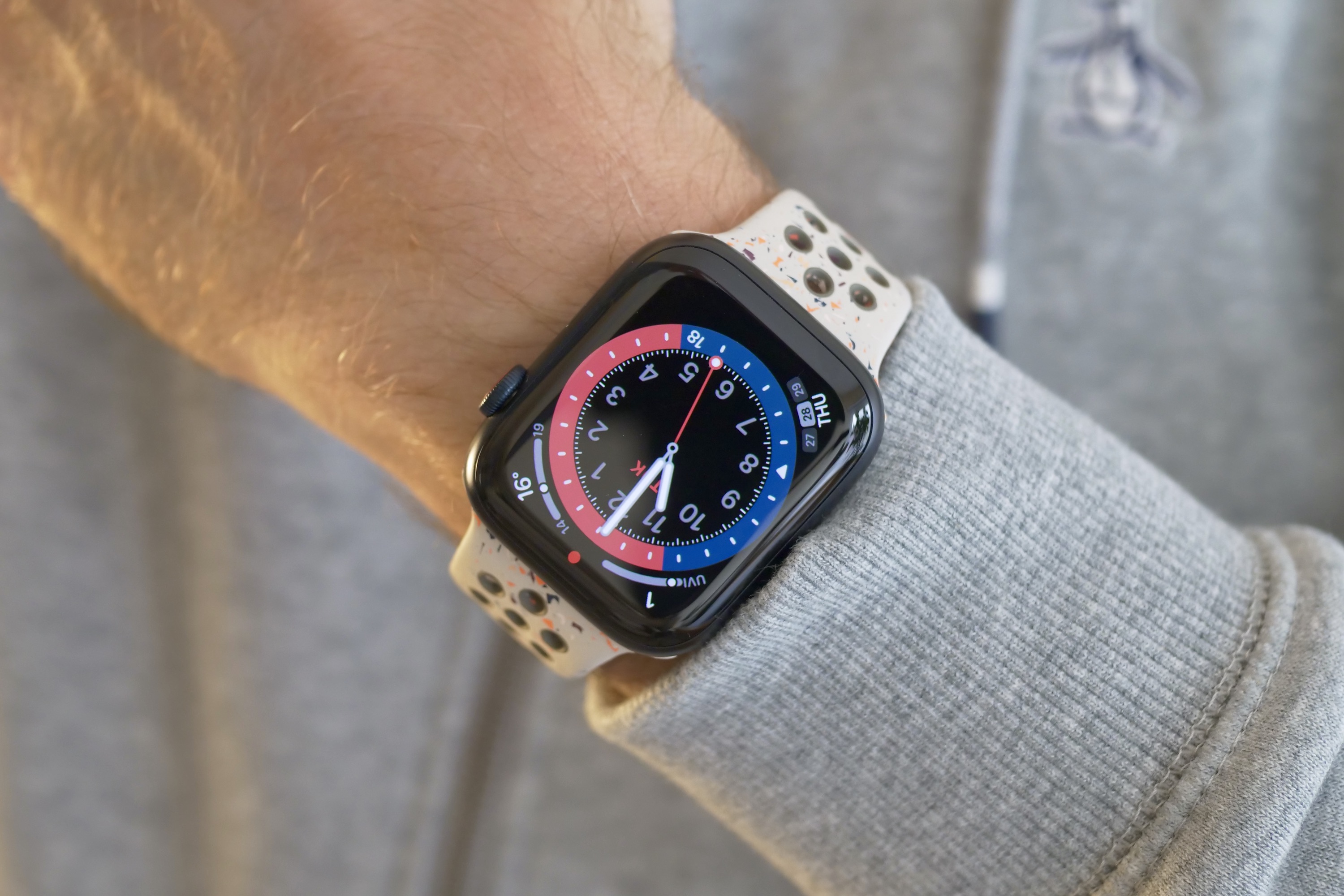 Bracelet sport Apple Watch - lumière stellaire