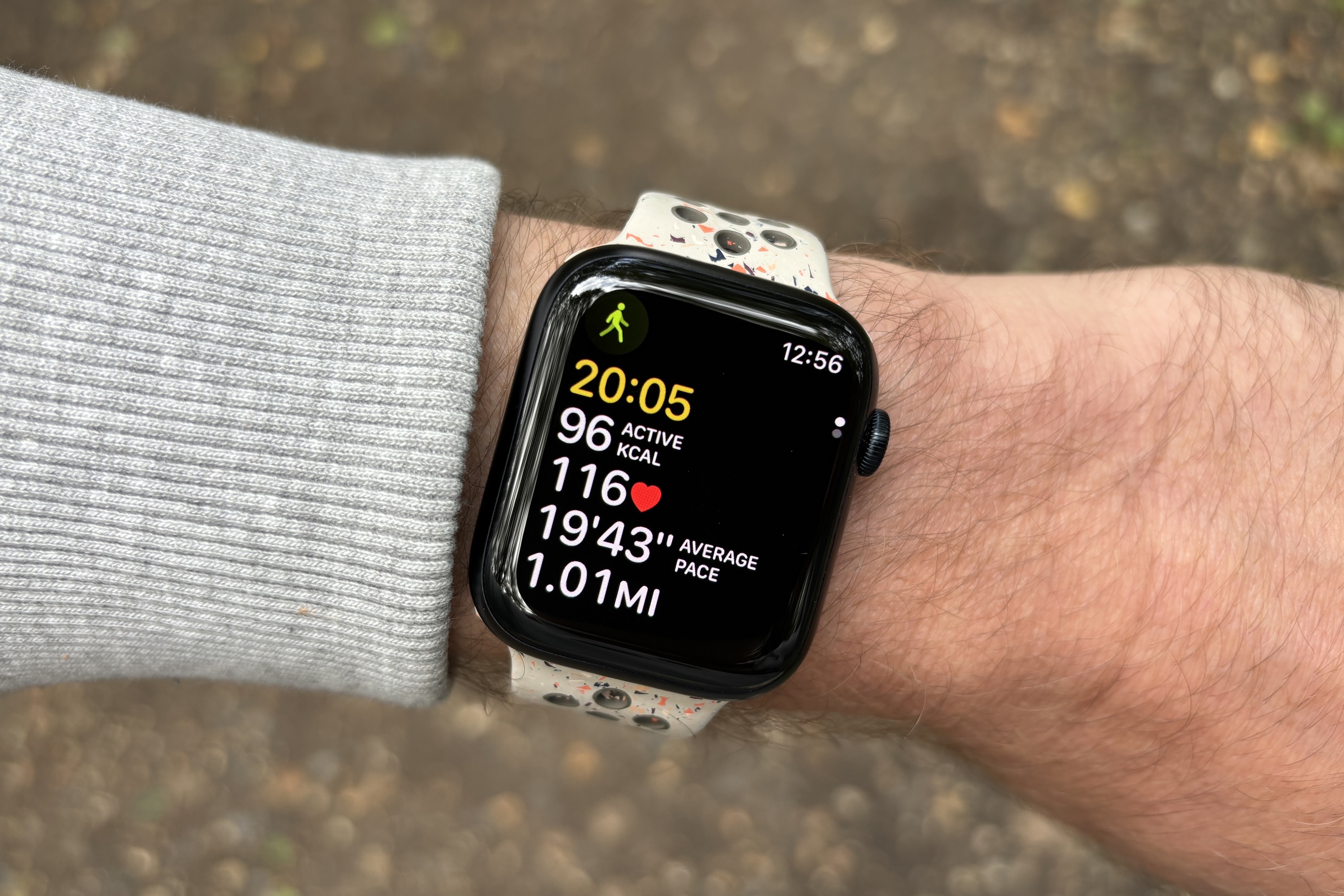 Is the Apple Watch Series 9 waterproof? | Digital Trends