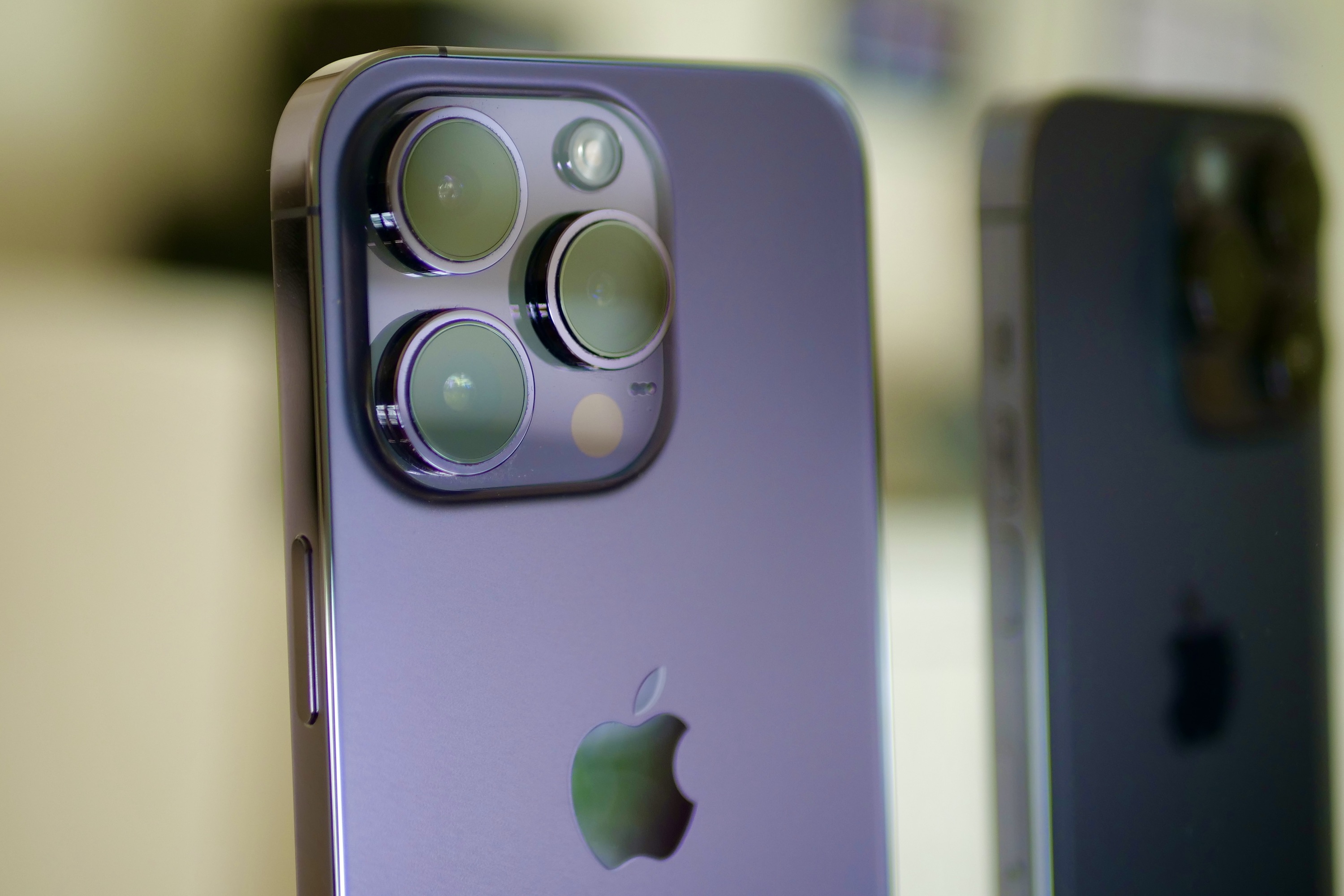 Want to use Apple’s AI features? Make sure you have one of these iPhones