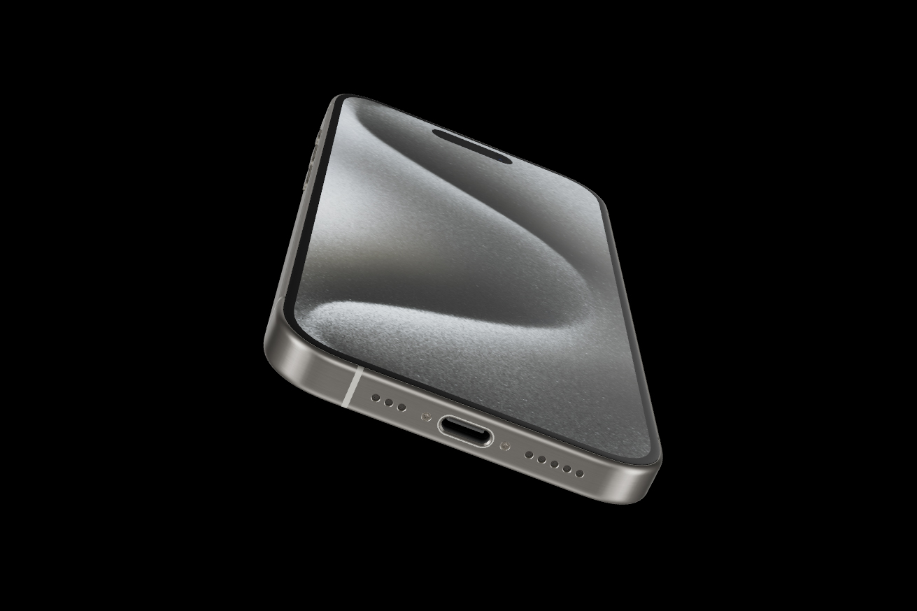 iPhone 15 Pro USB-C-Ladeanschluss.