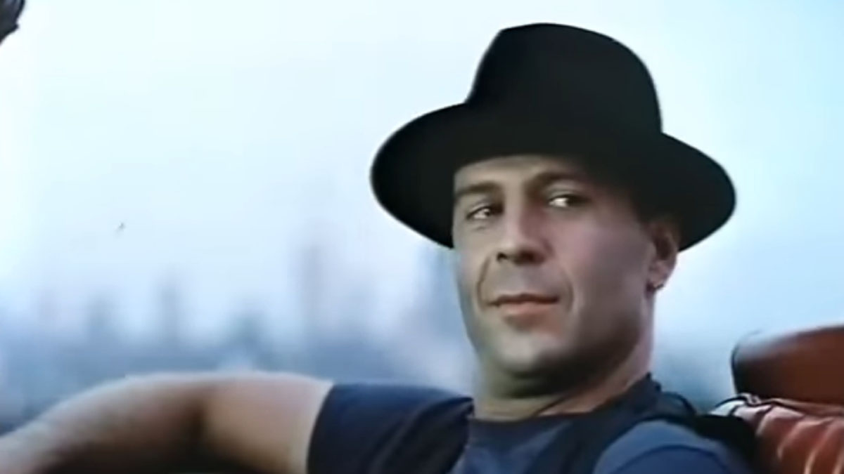 Bruce Willis em Hudson Hawk.