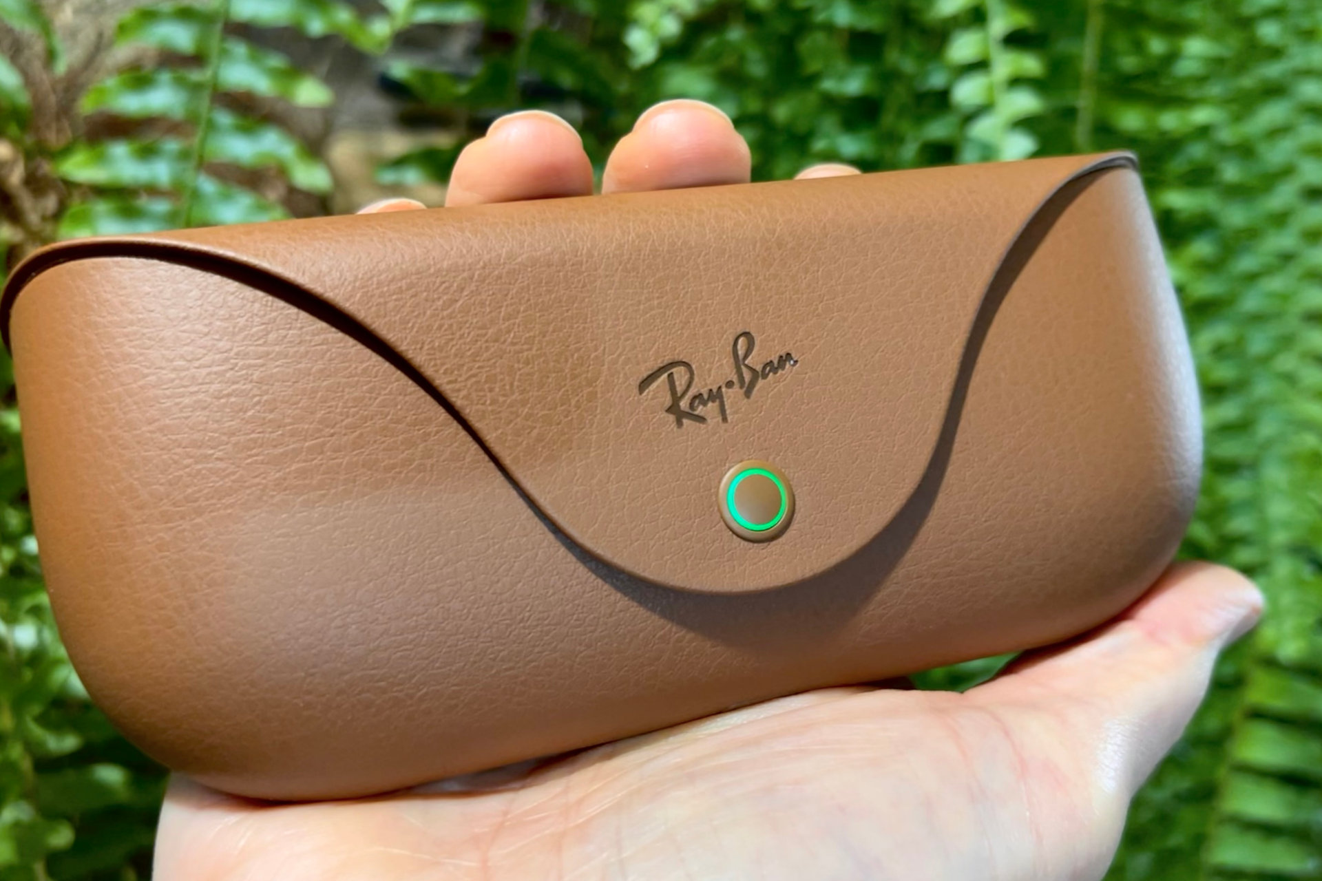 Are ray ban shop cases real leather