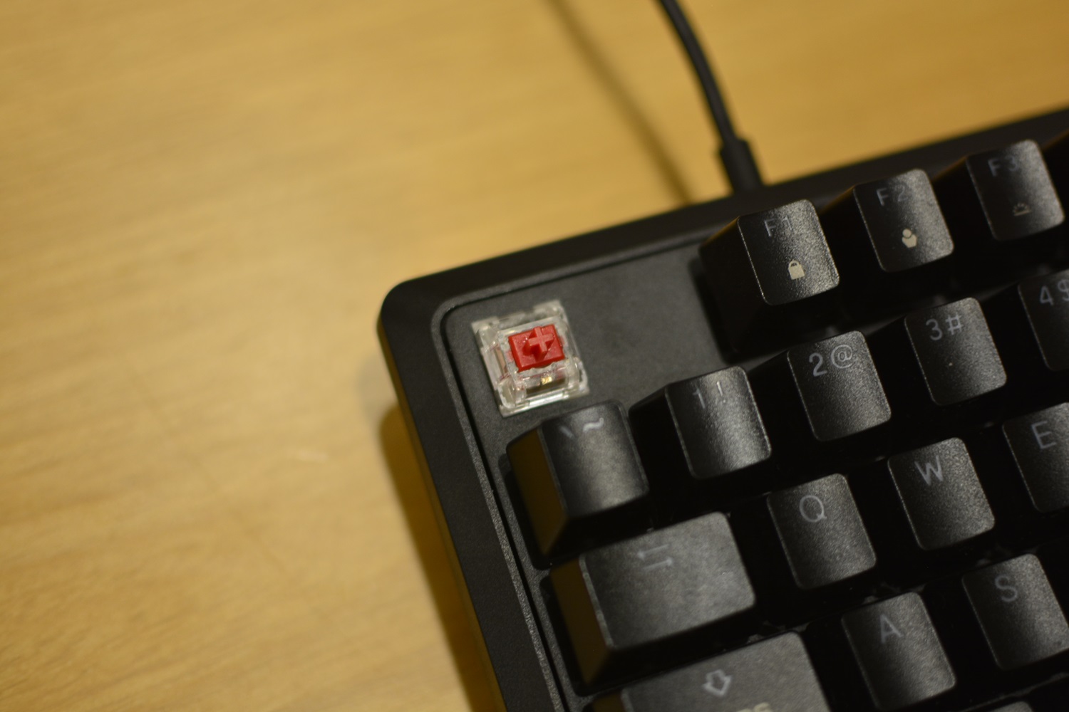 Schlüsselschalter auf der Corsair K70 Core-Tastatur.