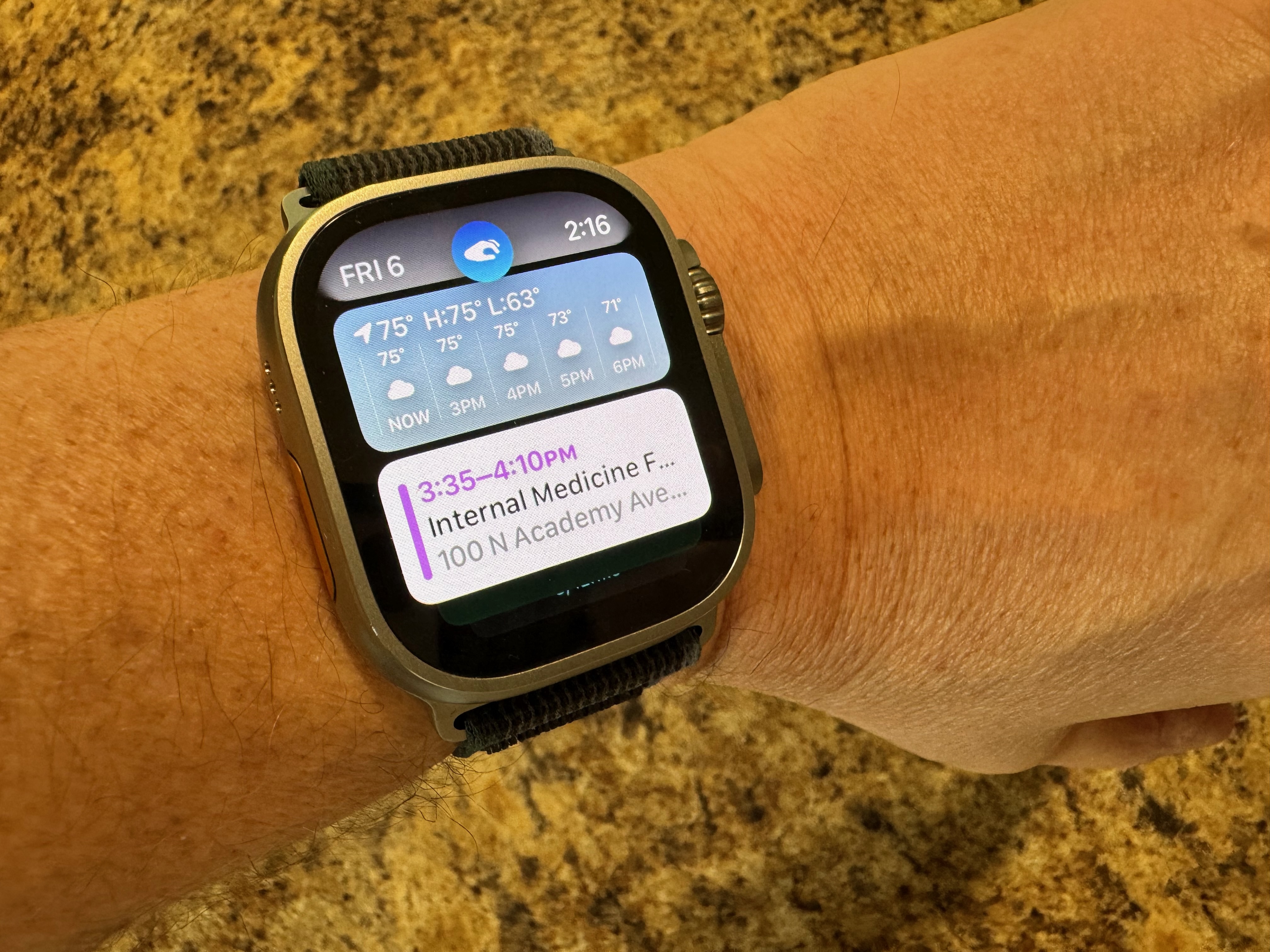 I tried Double Tap on my Apple Watch. Here s why I love it