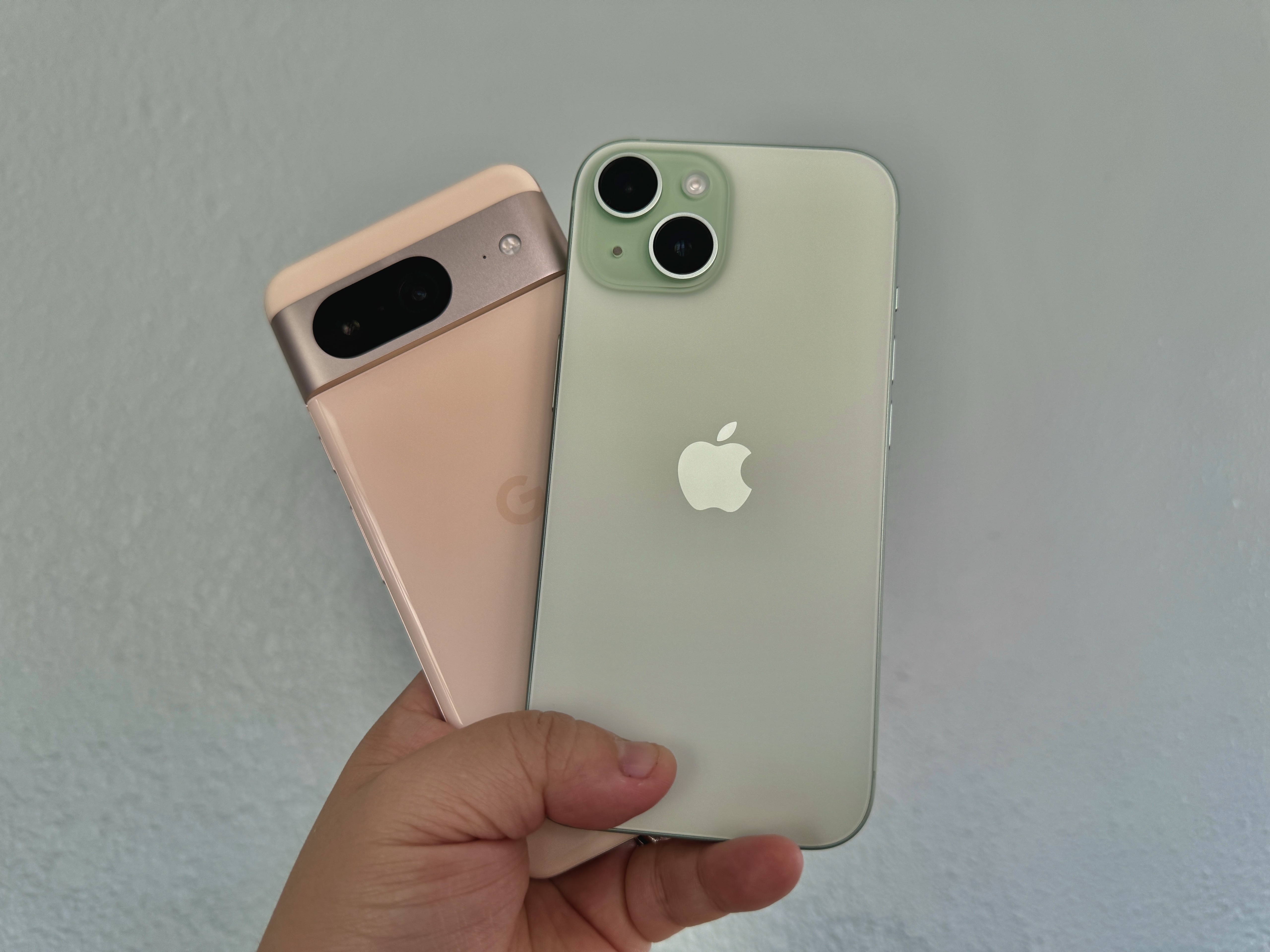 iPhone 8 in 2023 Review - Solid Enough? 