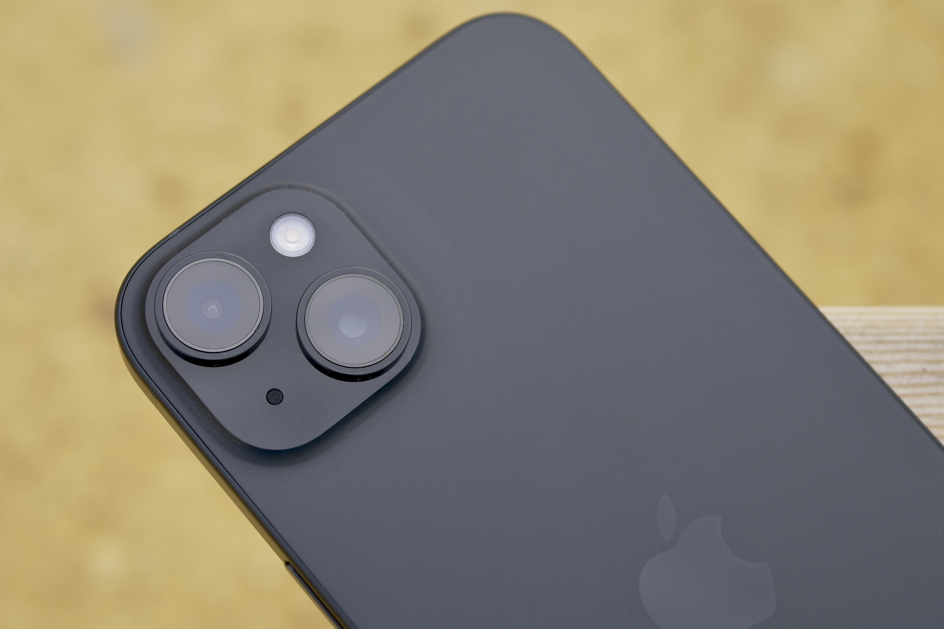 iPhone 15 Plus review: everlasting showstopper