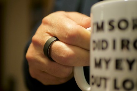 I made a normal person wear a smart ring. What happened was fascinating