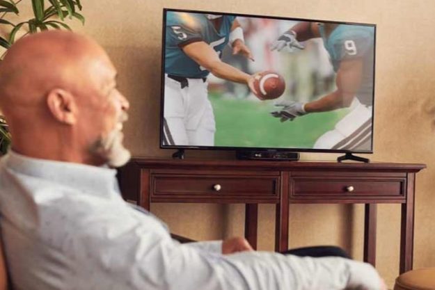 How to watch multiple sports games at once on your TV