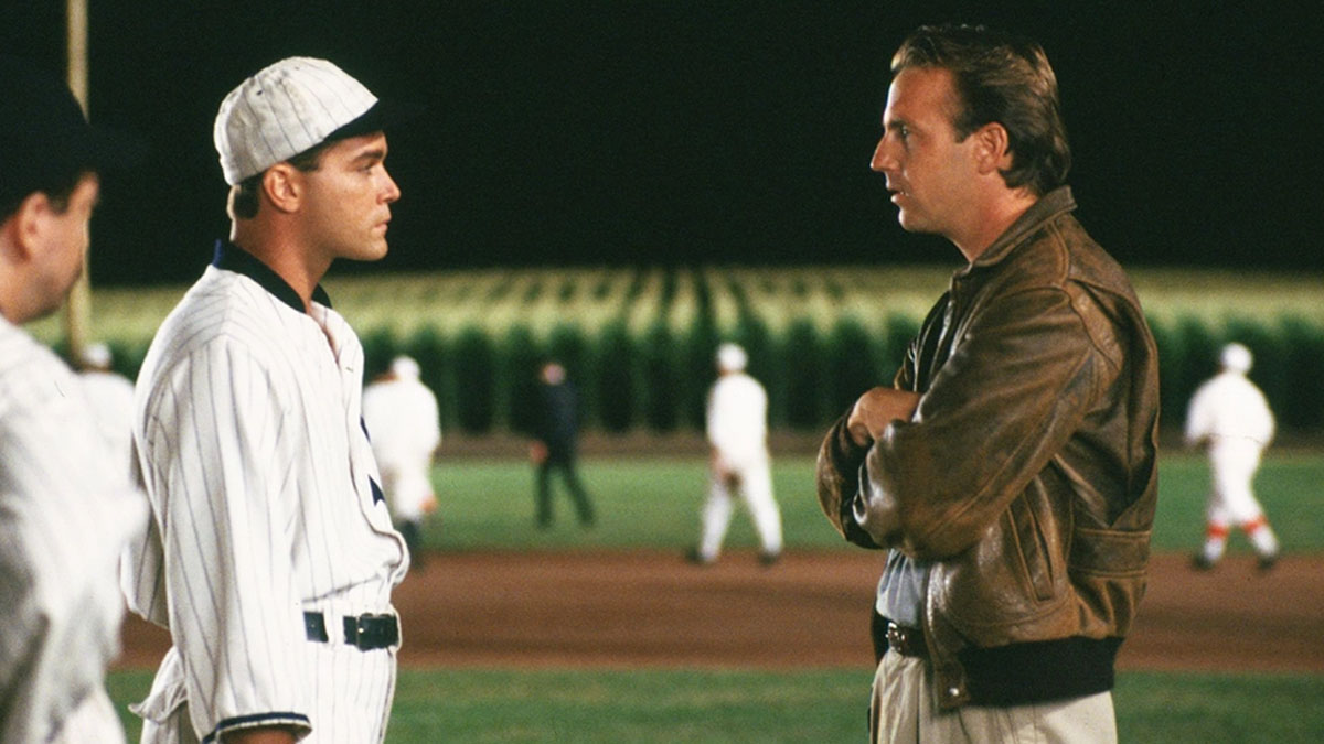 Ray Liotta and Kevin Costner in Field of Dreams.