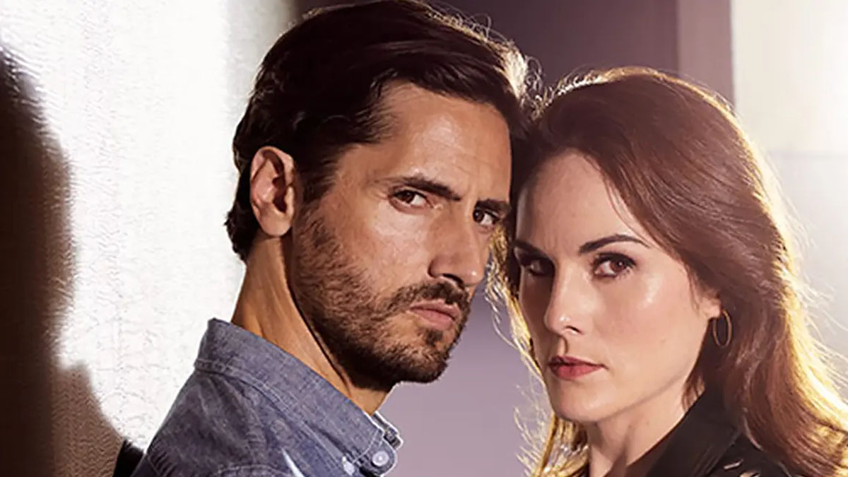 Juan Diego Botto e Michelle Dockery em Bom Comportamento.