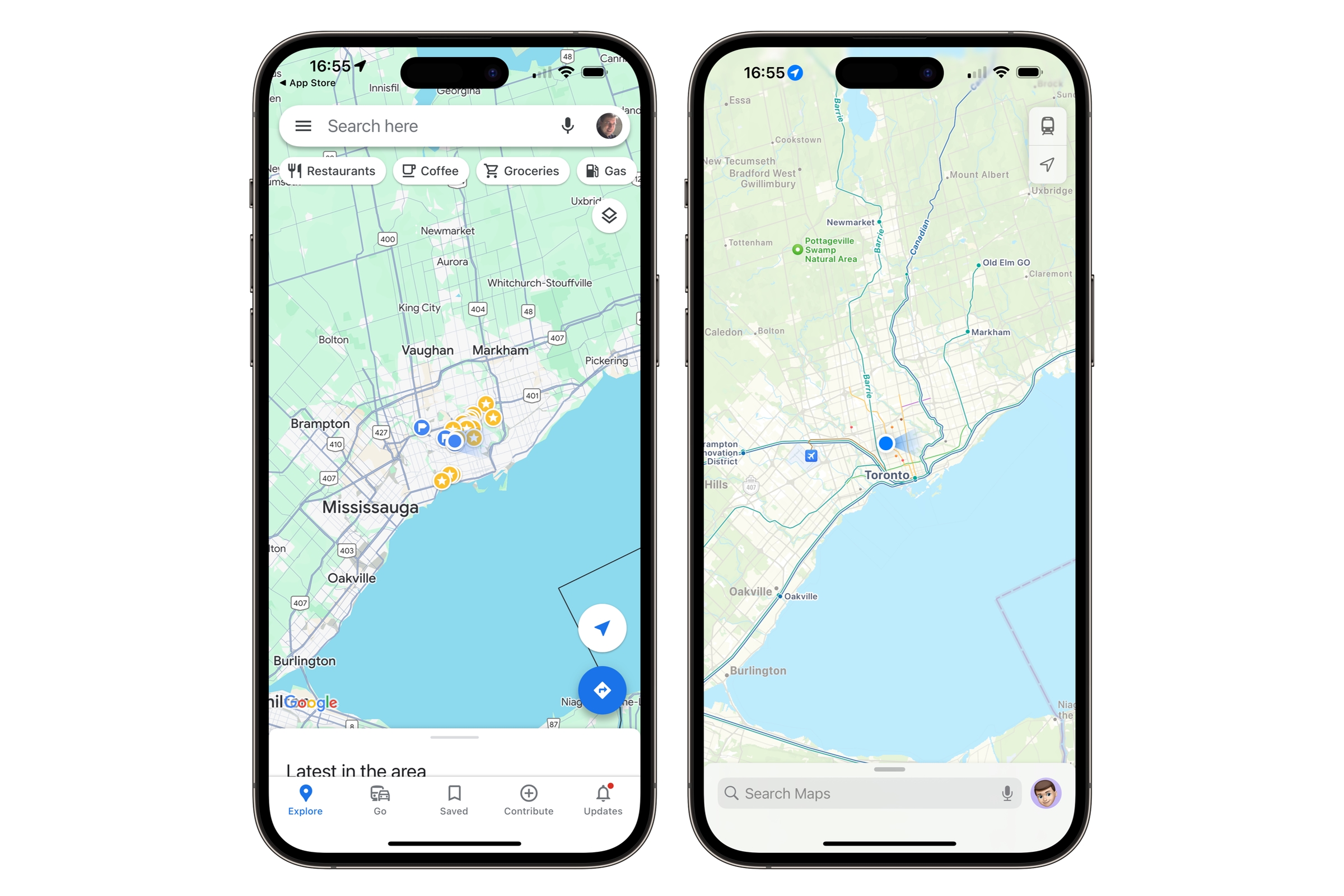 Dos iPhone que muestran una comparación entre Google Maps y Apple Maps.