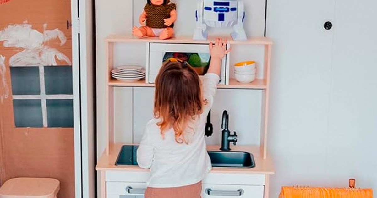 This R2-D2 Smart Speaker Stand is Only  for Cyber Monday