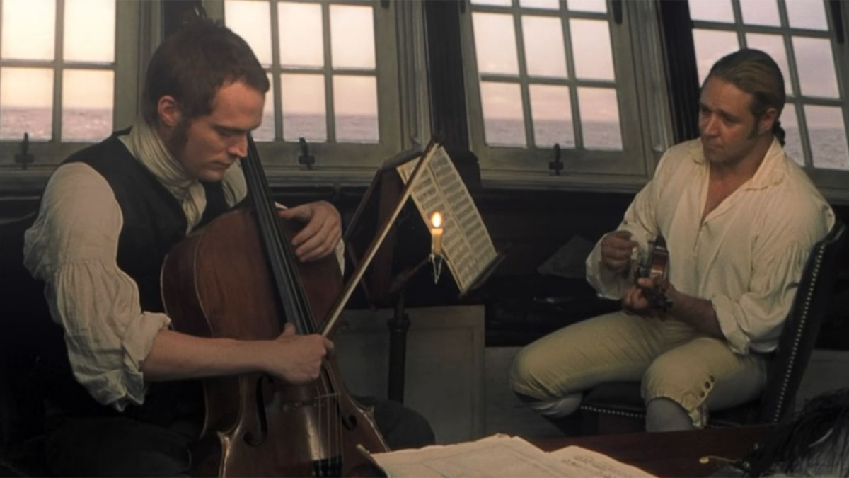 Paul Bettany et Russell Crowe dans Master and Commander : The Far Side of the World.