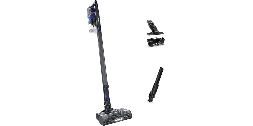 Der Shark IX141 Pet Cordless Stick Vacuum auf weißem Hintergrund.