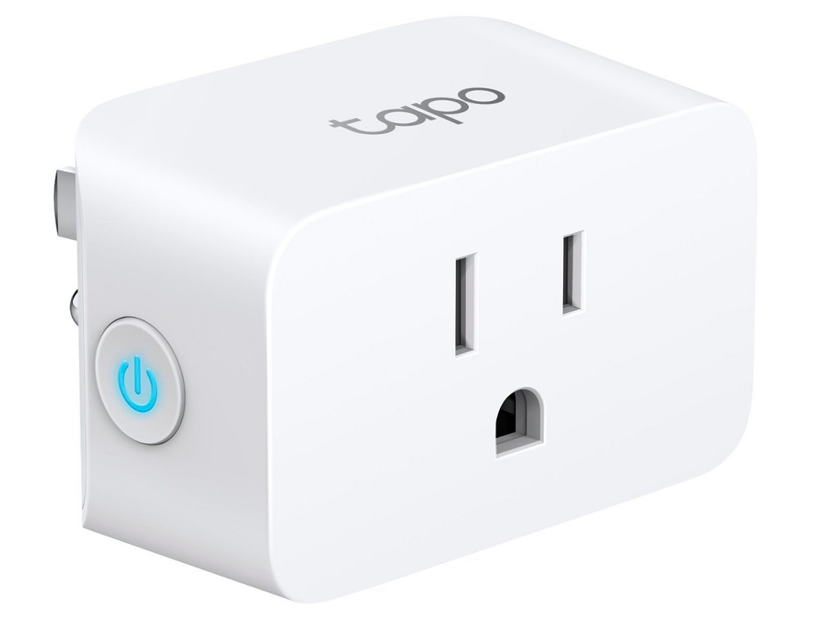 Amazon smart store plug cyber monday