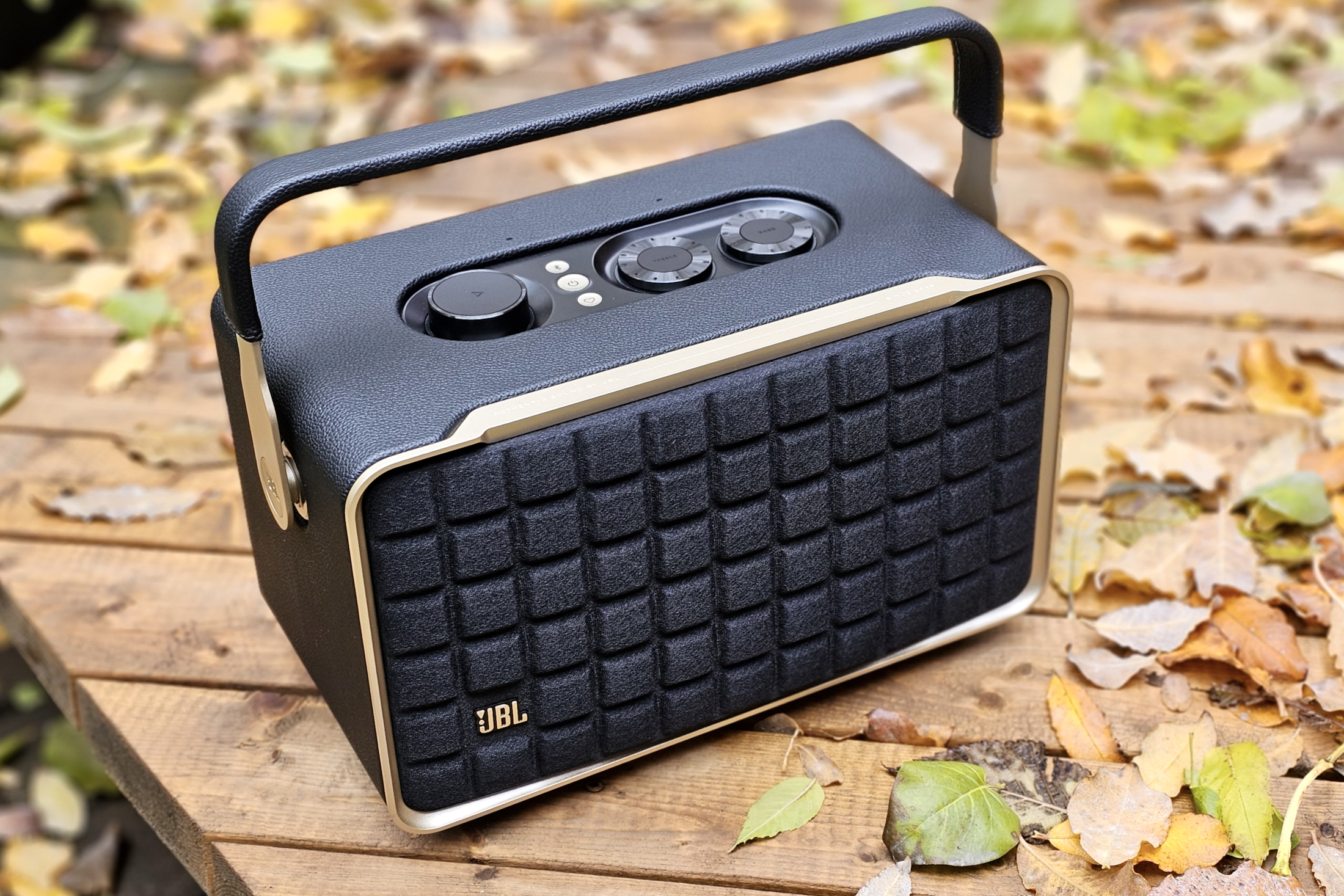 JBL XTREME 3 The best of portable Bluetooth speakers delivers realistic  sound
