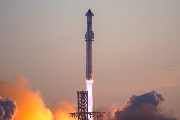 SpaceX's Starship rocket lifting off in November 2023.