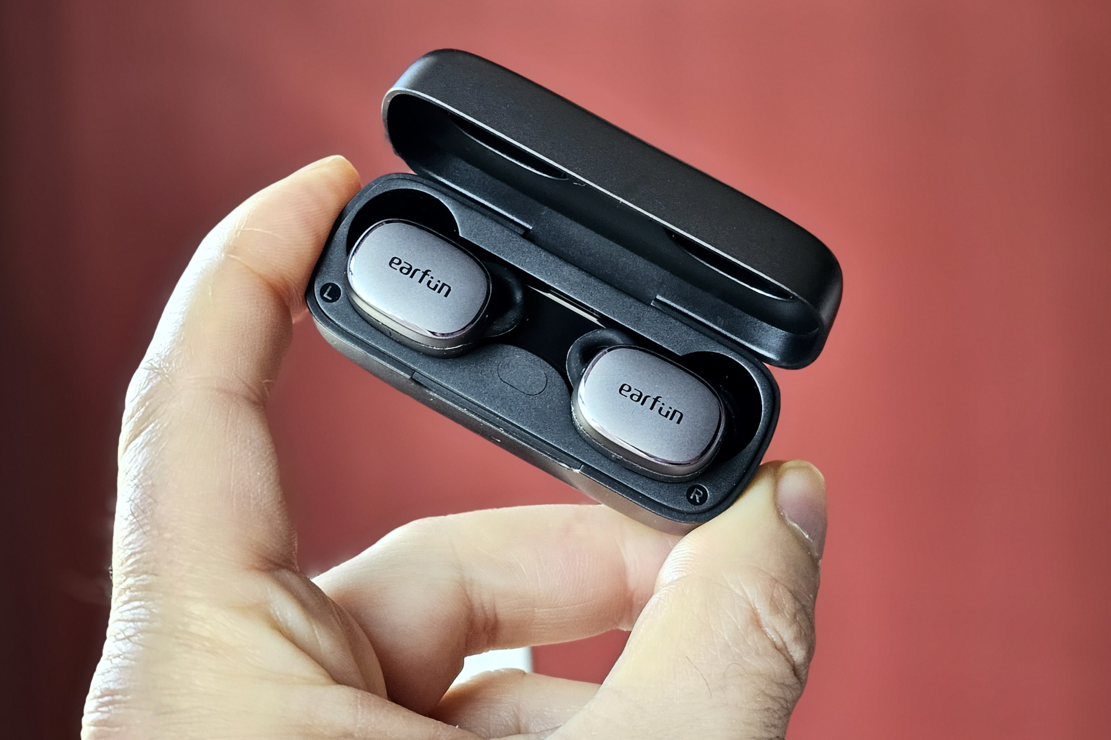 EarFun Air True Wireless Earbuds Reviews, Pros and Cons