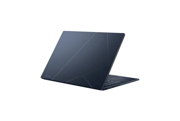 Uma renderização do Zenbook 14 OLED em um fundo branco.