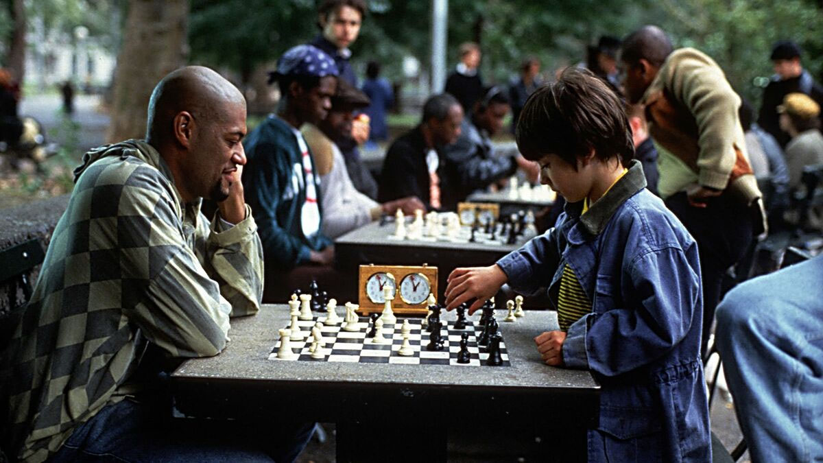 Max Pomeranc démontre sa maîtrise des échecs dans Searching for Bobby Fischer.