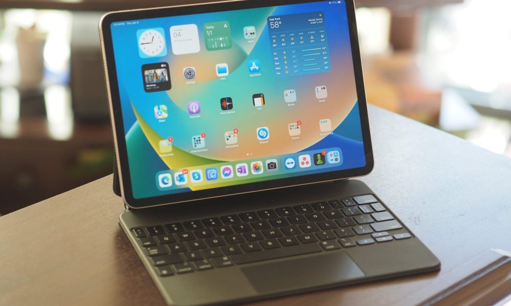 Apple iPad Pro 11 with Apple Magic Keyboard.