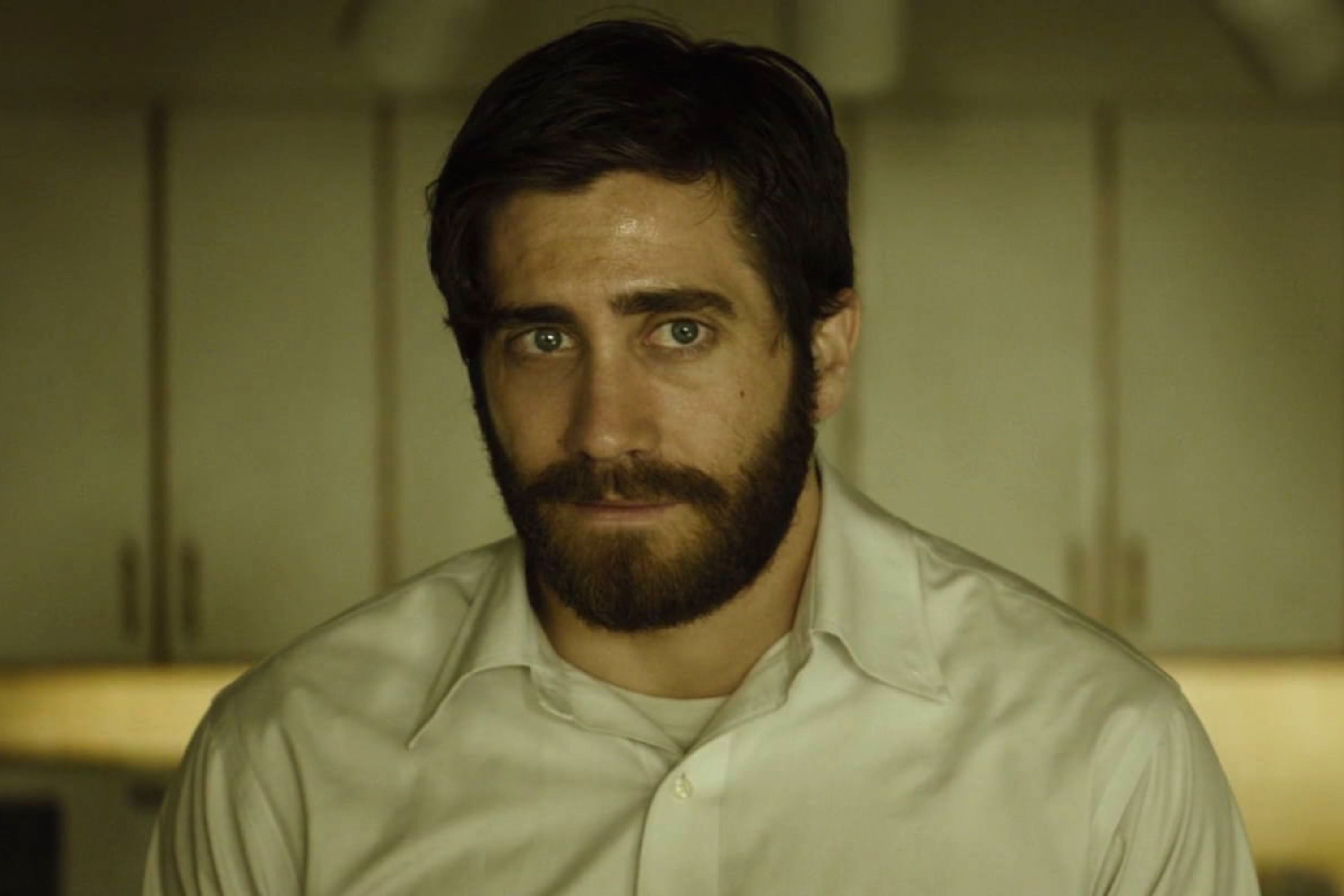 A shot of Jake Gyllenhaal in Enemy (2013).