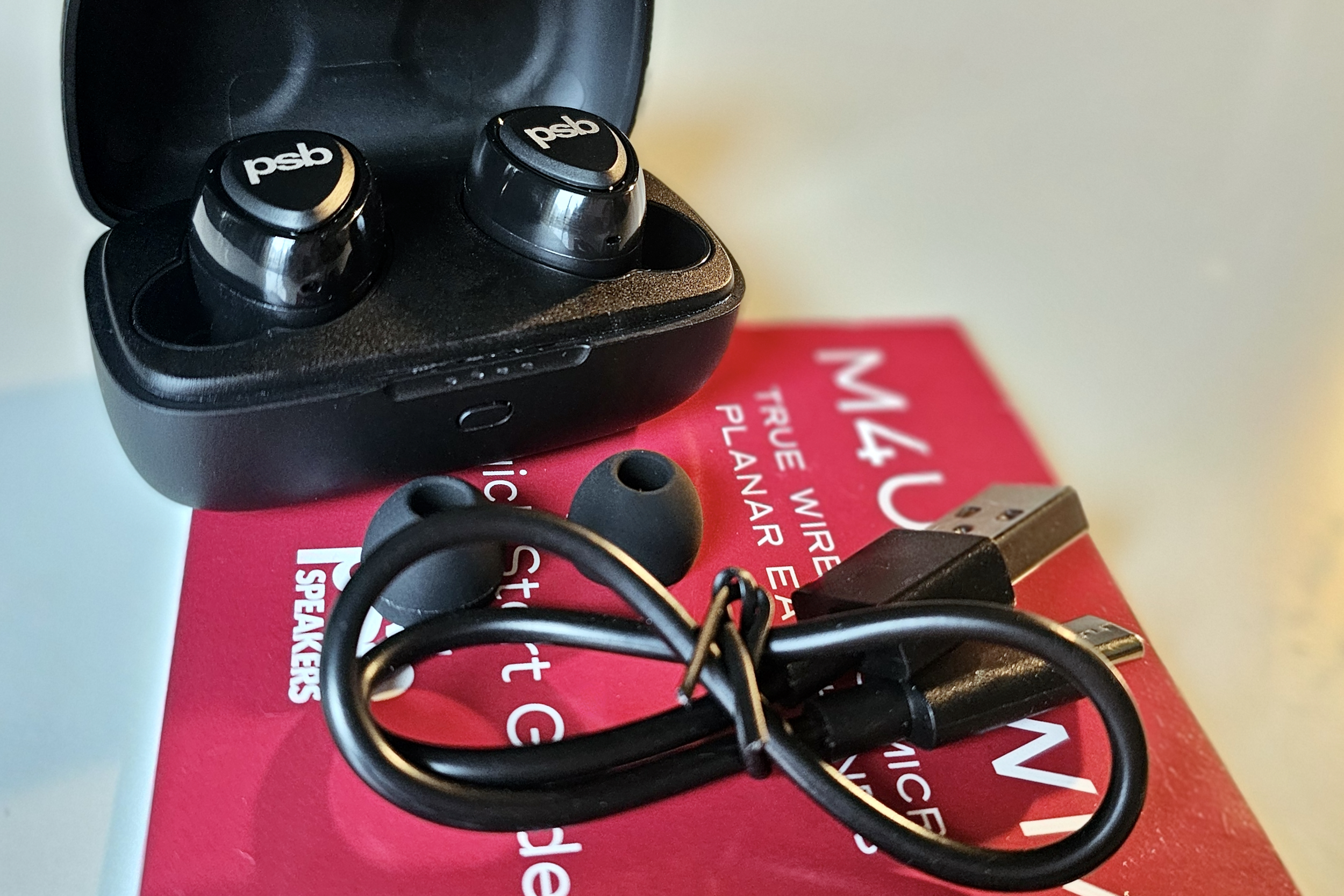 M4U TWM - True Wireless Micro Planar Earphones