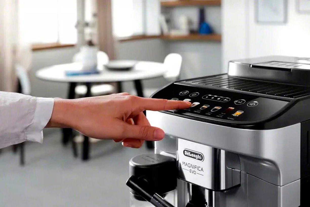 Máquina de café e café expresso De'Longhi Magnifica Evo