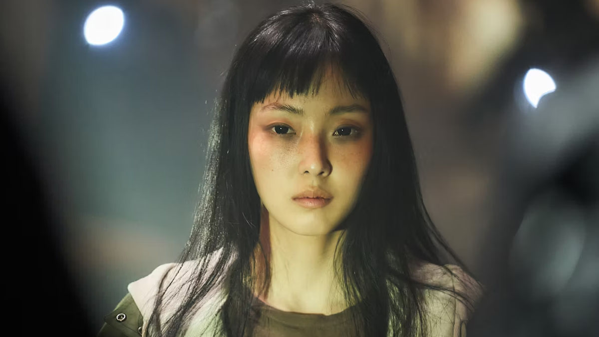 Jeon So-nee dans Parasyte : Le Gris.