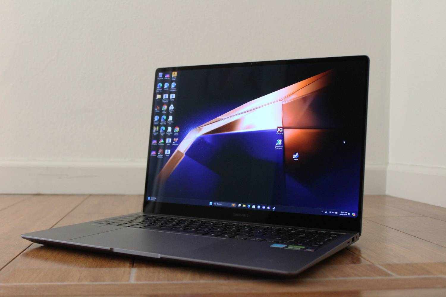 Samsung Galaxy Book4 Ultra review: it’s no MacBook Pro